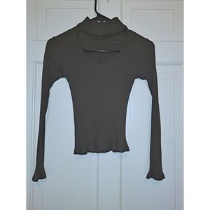 Long sleeve crop top cut out chest design size Medium blouse